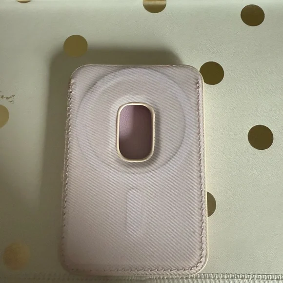 Kate Spade Pink MagSafe Phone Wallet - Picture 2 of 2